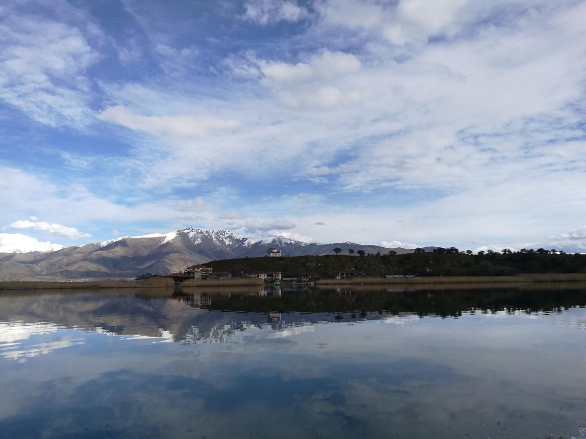 Отель Agios Achillios Экстерьер фото