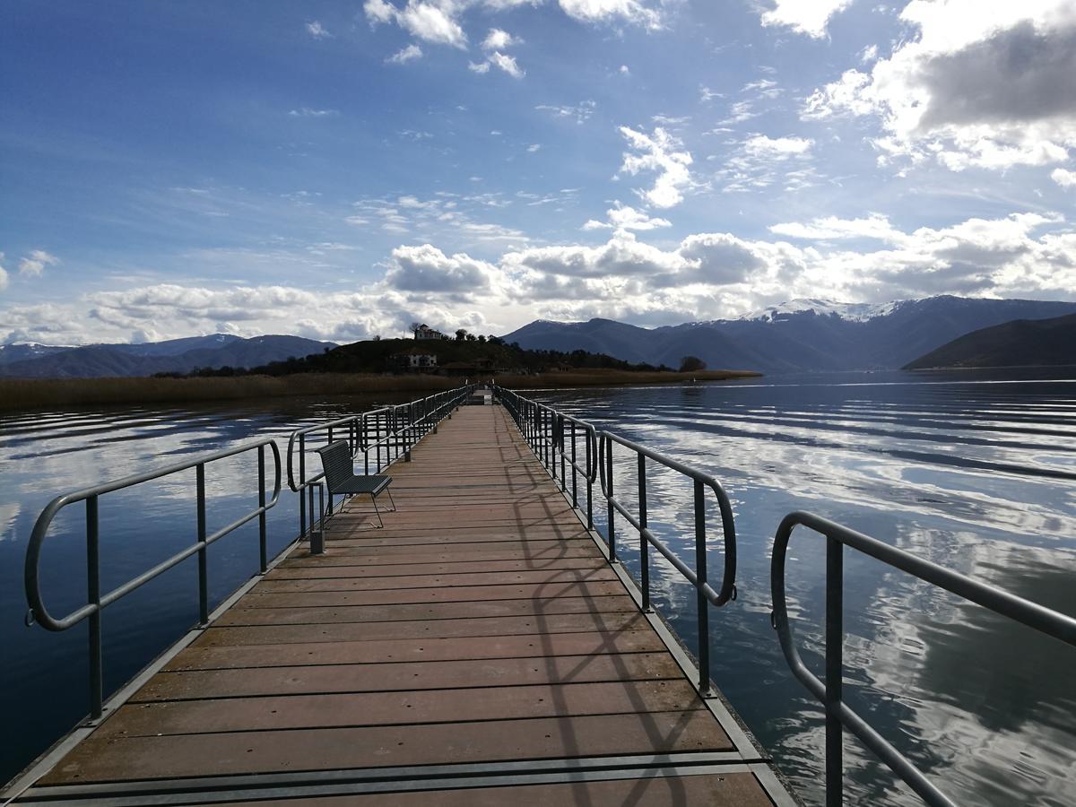 Отель Agios Achillios Экстерьер фото