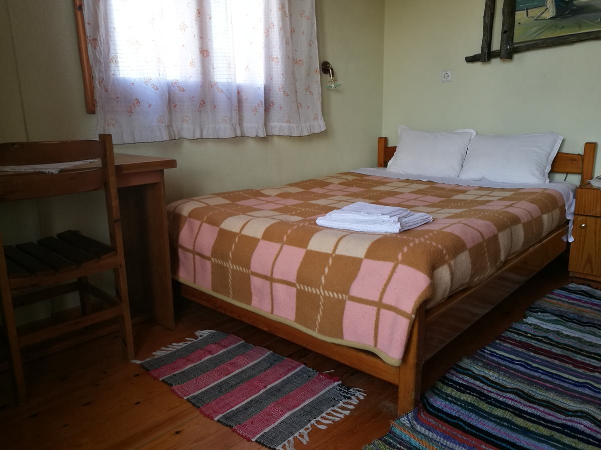 Отель Agios Achillios Экстерьер фото